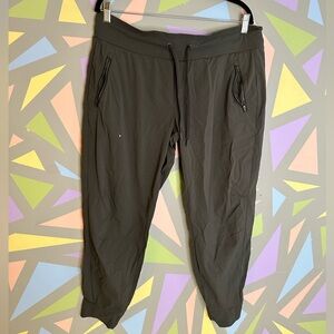 Athleta women’s Trekkie pants, size 12